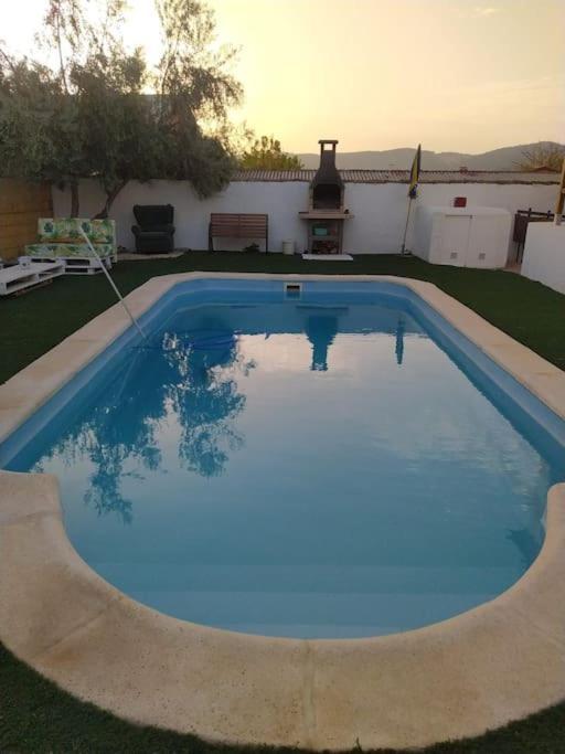 Agradable Casa Con Piscina En La Serrania. アリアテ エクステリア 写真
