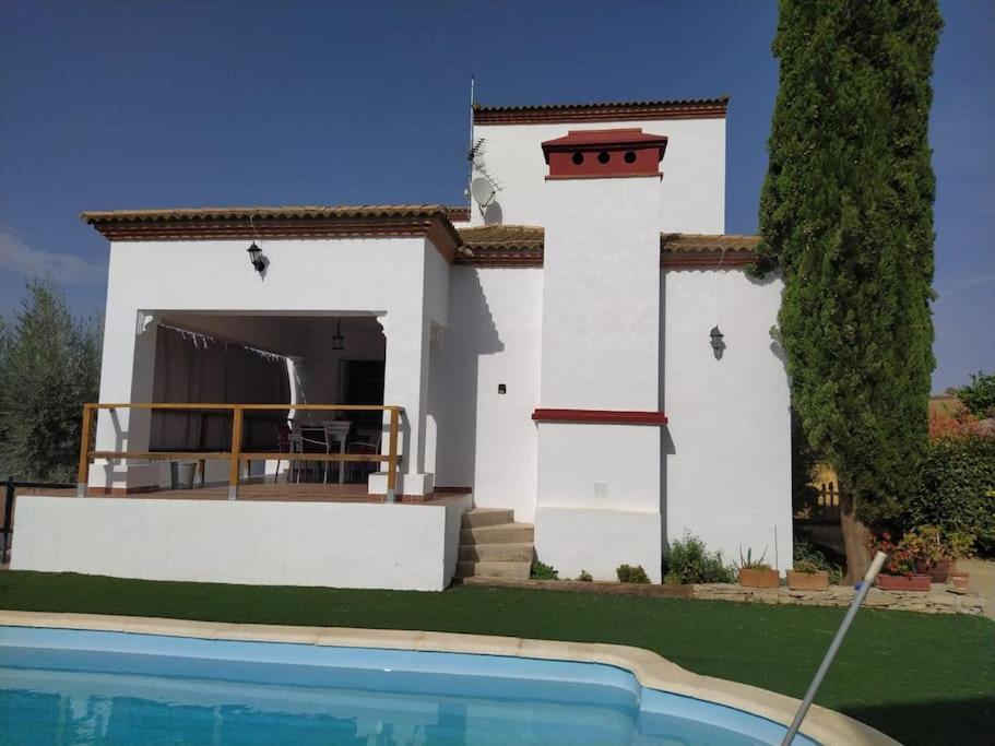 Agradable Casa Con Piscina En La Serrania. アリアテ エクステリア 写真